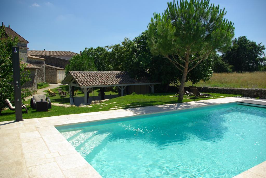 Domaine De Bel Air Carpe Diem Tizac-de-Curton Exterior foto