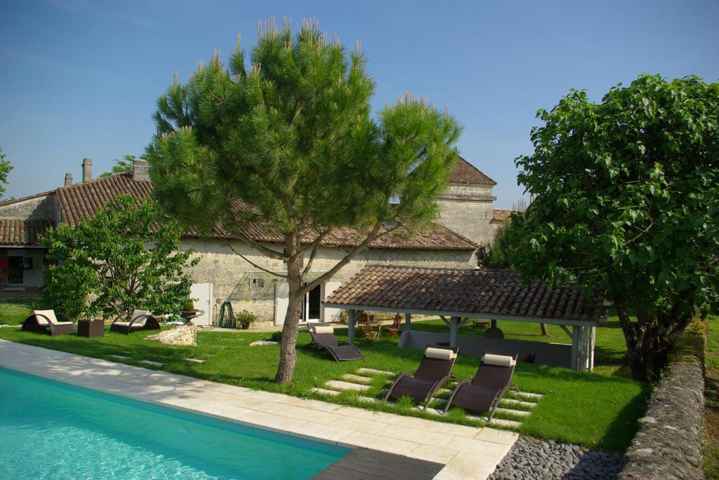 Domaine De Bel Air Carpe Diem Tizac-de-Curton Exterior foto